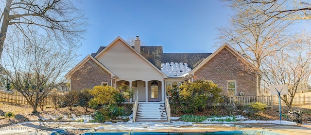 view of front of property featuring a porch