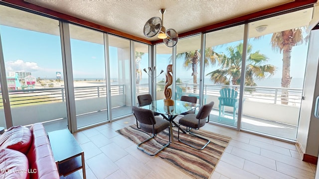 view of sunroom / solarium