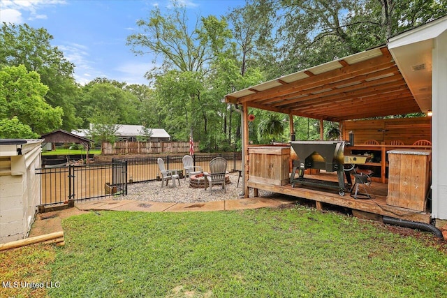 102 Holly Trl, Brandon, MS 39047 - view of yard with an outdoor fire pit