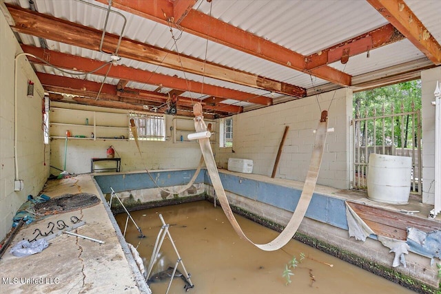 102 Holly Trl, Brandon, MS 39047 - garage with concrete block wall