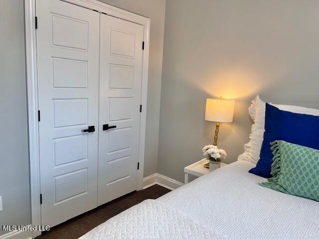 bedroom with a closet