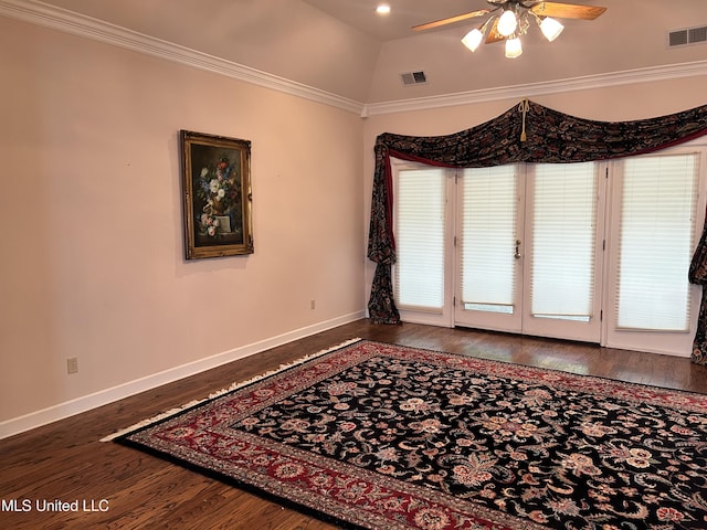 8136 Saddlebrook Cv, Olive Branch, MS 38654 - spare room featuring a ceiling fan, wood finished floors, lofted ceiling, and ornamental molding