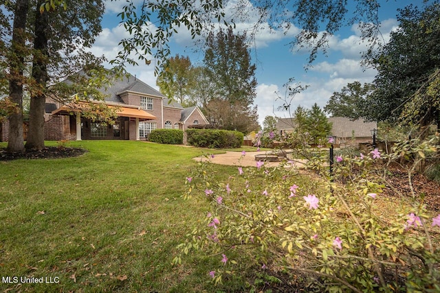 8679 Saddle Creek Dr, Olive Branch, MS 38654 - view of green lawn