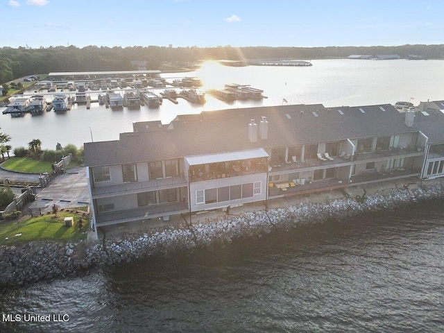 21 Breakers Ln, Ridgeland, MS 39157 - drone / aerial view of a large body of water