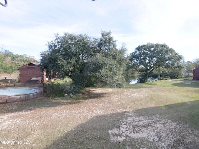 view of yard with a water view