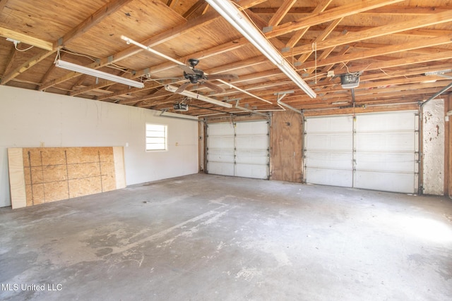 5100 Monroe Ave, Gulfport, MS 39507 - garage featuring a garage door opener