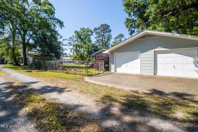 5100 Monroe Ave, Gulfport, MS 39507 - detached garage featuring fence