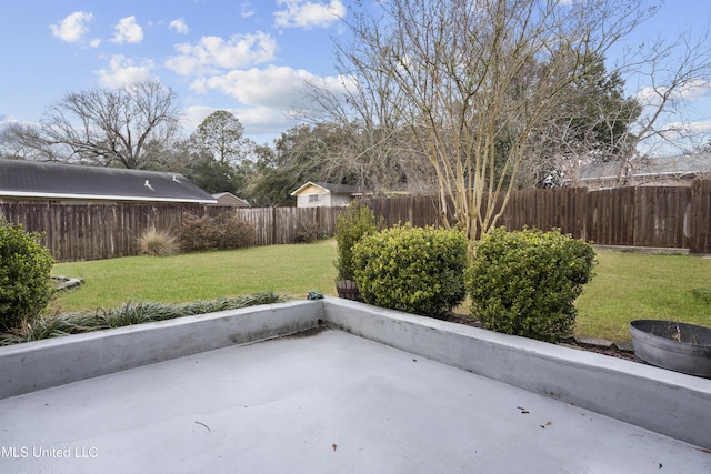 view of patio featuring a fenced backyard