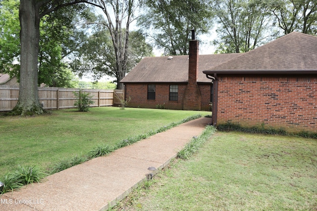 2440 E Church Rd, Southaven, MS 38671 - view of yard