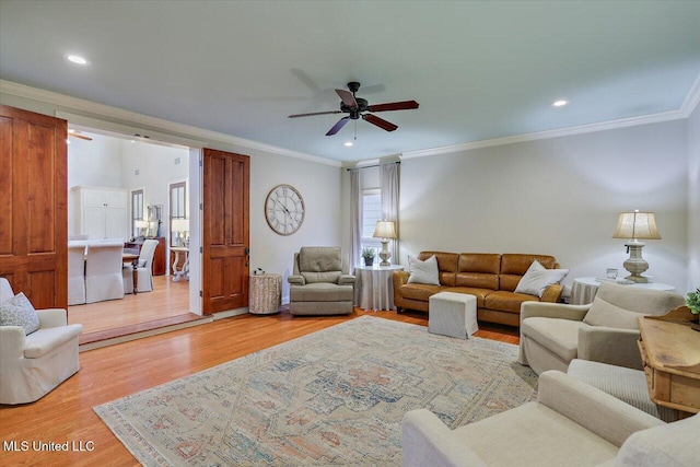 210 Planters Grv, Brandon, MS 39047 - living room with light wood-style flooring, crown molding, a ceiling fan, and recessed lighting