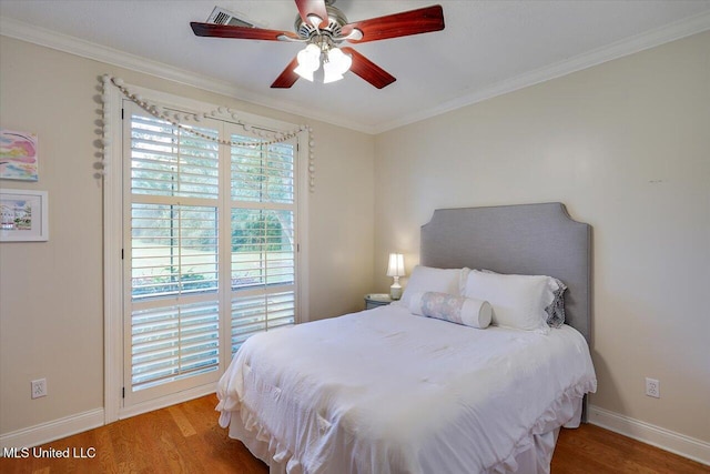 210 Planters Grv, Brandon, MS 39047 - bedroom with wood finished floors, baseboards, ornamental molding, and a ceiling fan