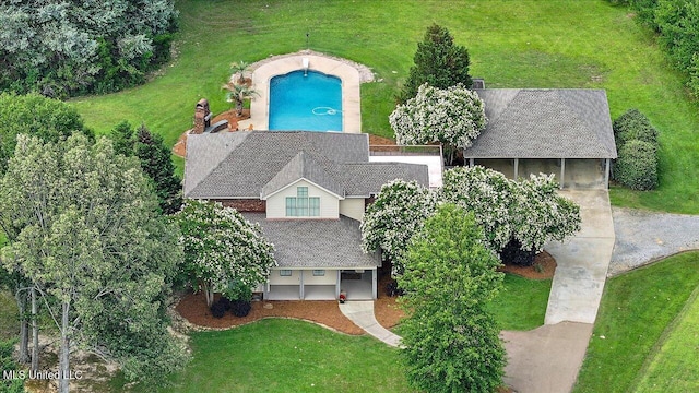 210 Planters Grv, Brandon, MS 39047 - view of subject property with a pool