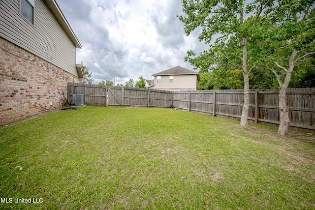 18108 Steamer Way, Gulfport, MS 39503 - view of yard with central air condition unit