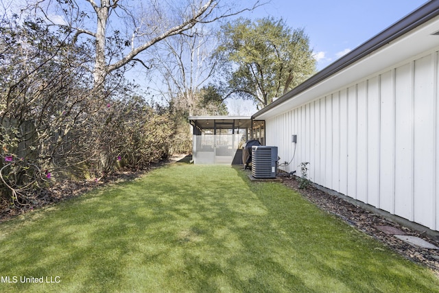 view of yard featuring cooling unit