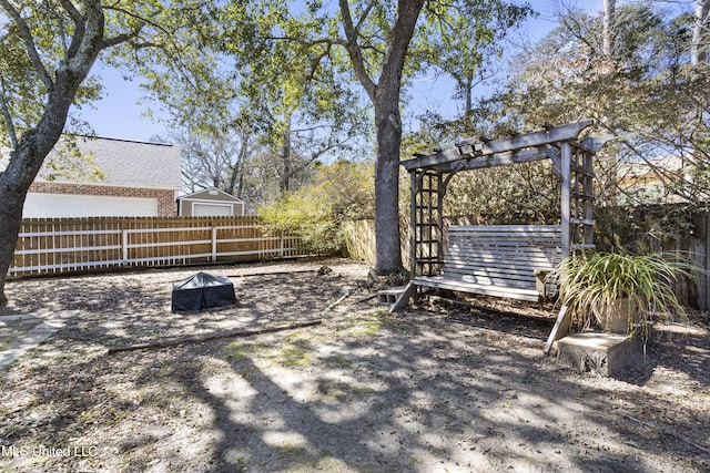 view of yard featuring fence