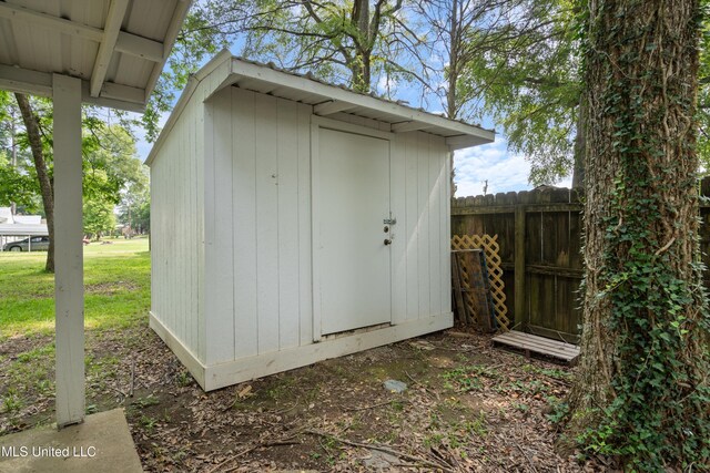 777 W Main St, Senatobia, MS 38668 - view of shed
