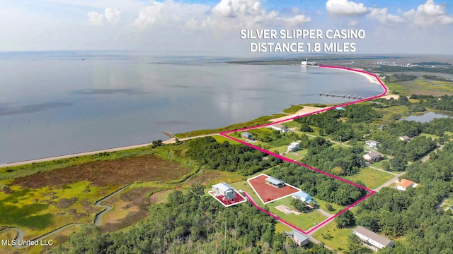 5004 Oak St, Bay Saint Louis, MS 39520 - view of property location with a large body of water and property boundaries highlighted