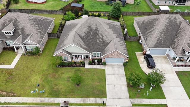 aerial view of property and surrounding area
