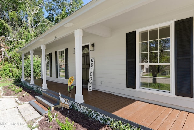 property entrance with a porch