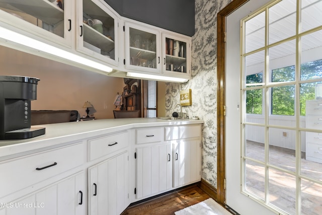 kitchen with sink and white cabinets