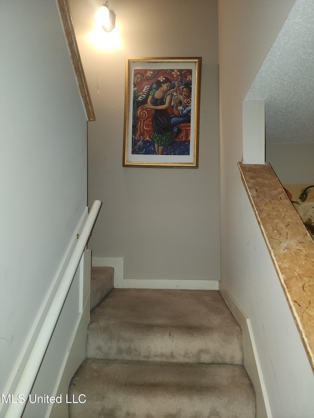 7295 Madelyn Cv, Horn Lake, MS 38637 - stairway with carpet