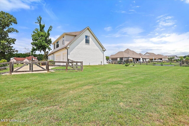 110 Crossview Pl, Brandon, MS 39047 - view of yard featuring an attached garage
