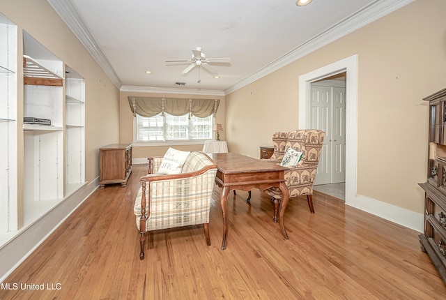1401 Ladnier Rd, Gautier, MS 39553 - living area featuring crown molding, recessed lighting, baseboards, ceiling fan, and light wood-style flooring