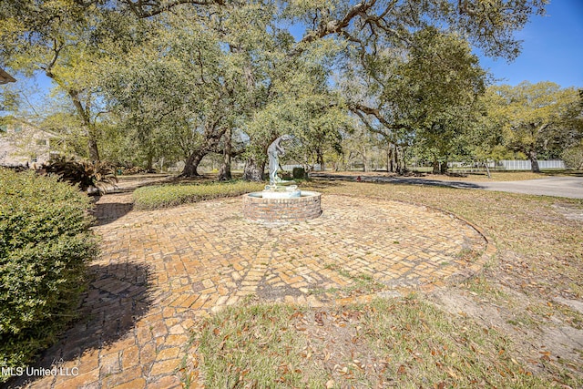 1401 Ladnier Rd, Gautier, MS 39553 - view of yard