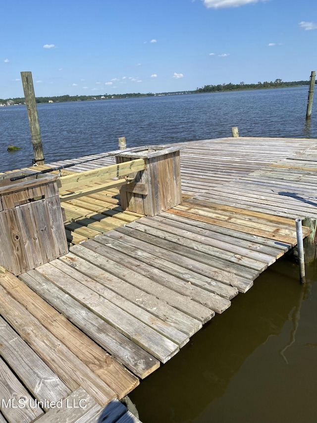 view of dock featuring a water view