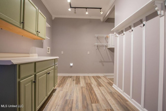 1453 Whitetail Dr, Hernando, MS 38632 - walk in closet featuring light wood finished floors
