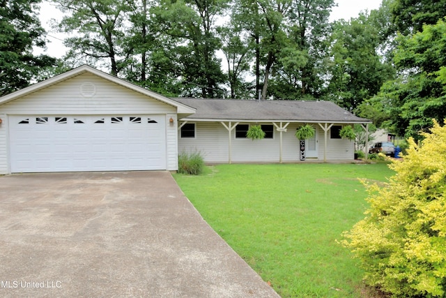 10991 High Rd, Hernando, MS 38632 - single story home with a front lawn and a garage