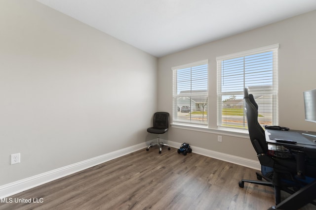 14172 Debra Barbee Ct, Gulfport, MS 39503 - office area with wood finished floors and baseboards