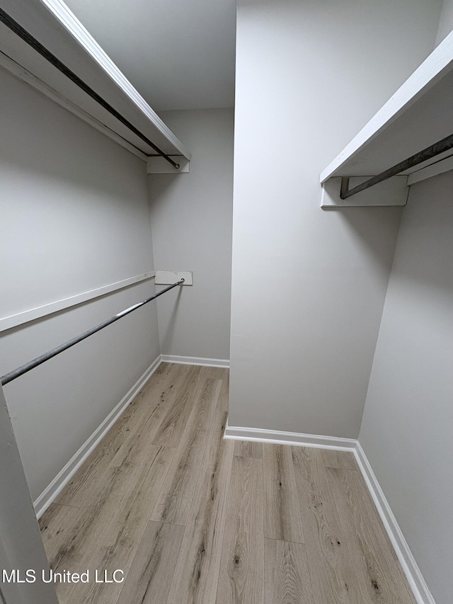 106 Ole Duke Dr, Brandon, MS 39042 - spacious closet featuring light wood-style flooring