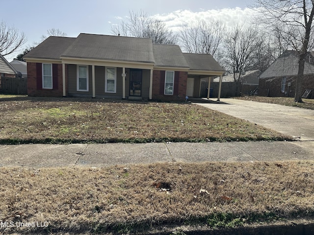 single story home with a carport