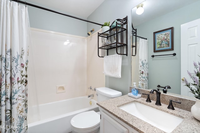 453 Cherry Tree Ln, Southaven, MS 38671 - full bathroom featuring toilet, vanity, and shower / bath combination with curtain