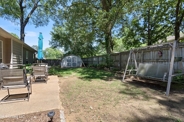453 Cherry Tree Ln, Southaven, MS 38671 - view of yard with a patio