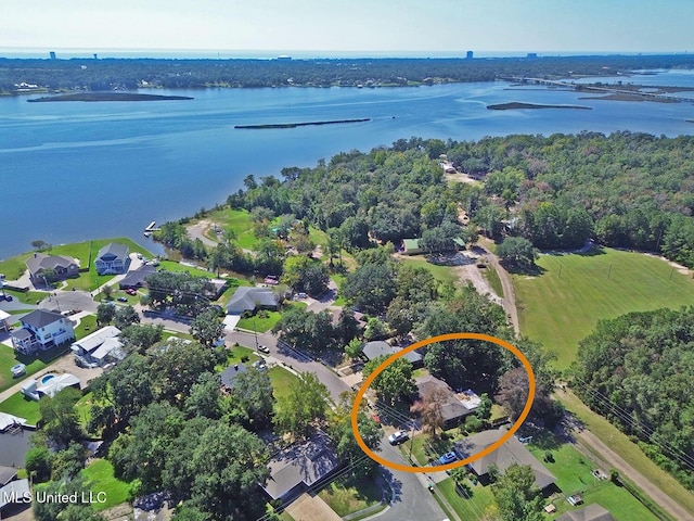 719 Holly Hills Dr, Biloxi, MS 39532 - aerial view of property and surrounding area with a large body of water