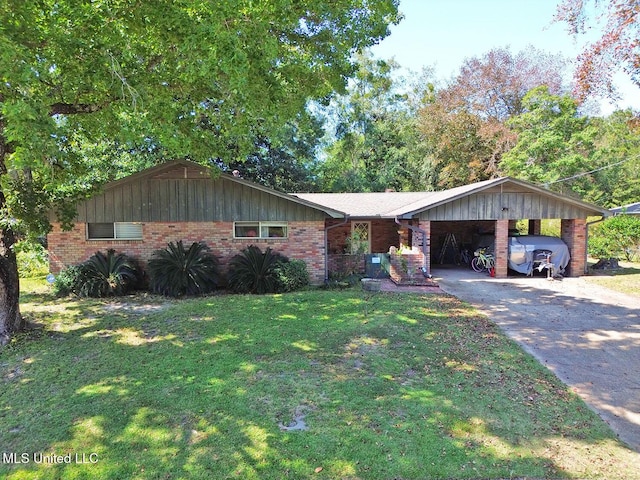 719 Holly Hills Dr, Biloxi, MS 39532 - single story home featuring driveway, a front yard, and brick siding