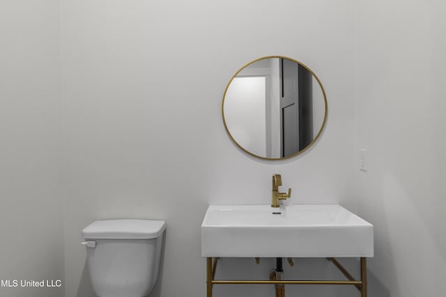 104 Westlake Cir W, Madison, MS 39110 - bathroom with a sink and toilet