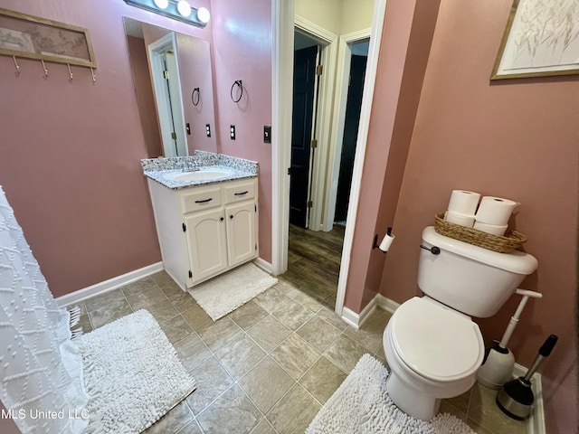 5306 Kristy Ln, Southaven, MS 38671 - bathroom featuring vanity and toilet