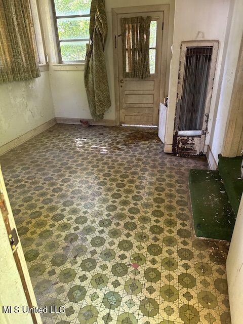 3411 25th Ave, Meridian, MS 39305 - spare room with baseboards