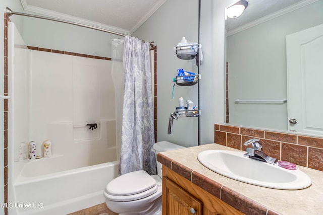 full bathroom featuring decorative backsplash, toilet, shower / bath combo with shower curtain, crown molding, and vanity