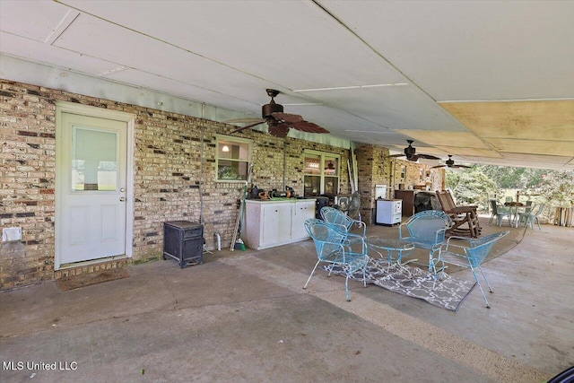 9414 Hillsboro Ludlow Rd, Lena, MS 39094 - view of patio / terrace with ceiling fan and outdoor dining space
