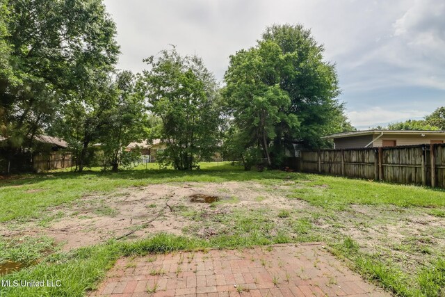 1302 Parktown Dr, Ocean Springs, MS 39564 - view of yard featuring fence