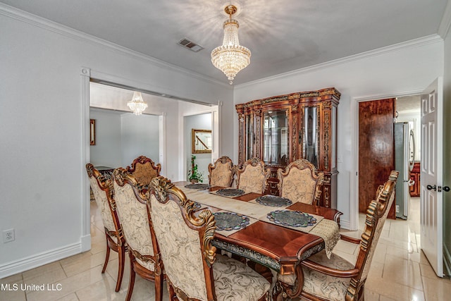 dining area featuring ornamental molding, visible vents, and a notable chandelier