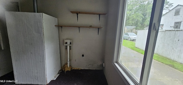 1080 Alta Vista Blvd, Jackson, MS 39209 - laundry room featuring electric dryer hookup and washer hookup