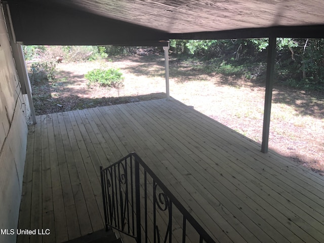 742 Heather Ln, Jackson, MS 39206 - view of deck