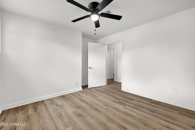 unfurnished bedroom featuring light hardwood / wood-style floors and ceiling fan