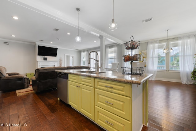 kitchen with visible vents, dark wood-style flooring, a sink, stainless steel dishwasher, and open floor plan