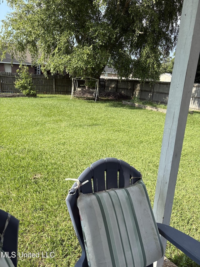 9831 Crooked Creek Blvd, Byram, MS 39272 - view of yard